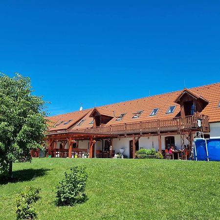 Penzion U Farmare Chotoviny Buitenkant foto